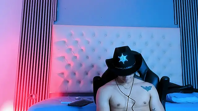 toji_luxxer (M young) - sensual show