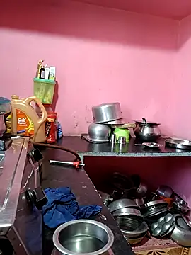 Webcam Model (Renuma)  is live.Free join now!