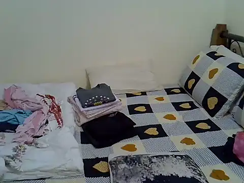 sweet_bear - Sweet_Bear's free webcam