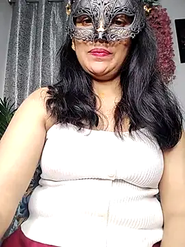 Webcam Model (sexy_bhabhi69)  is live.Free join now!
