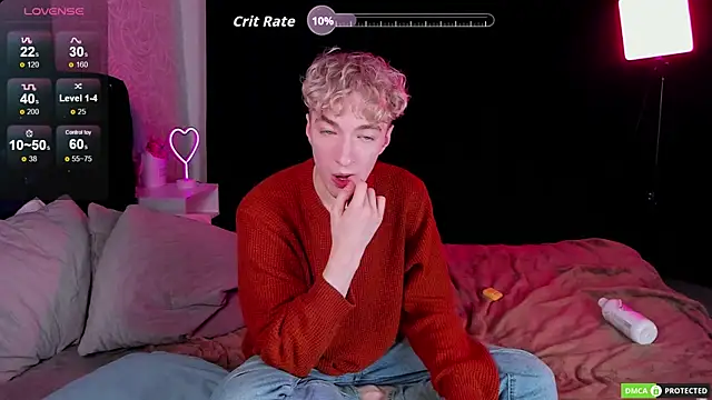 trevorbenson (M twink) - Get naked