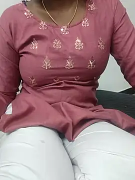 Tamilmallu-duskygirl03