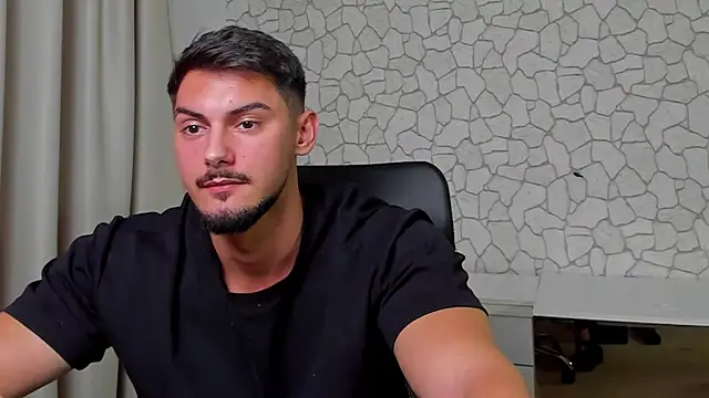 clintmasters (M young) - MAKE IT HOT !!🔥🔥🔥