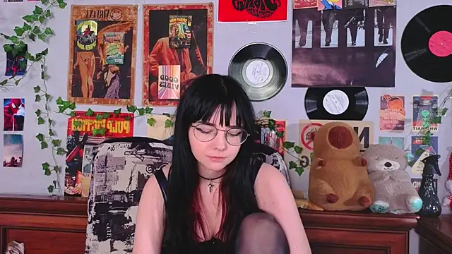  BereniceBattersby chat room