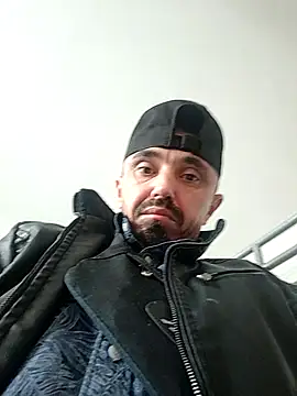 erbod_johnny (Ask my age) - 325