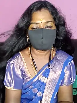 Webcam Model (tamilammukuttyy)  is live.Free join now!