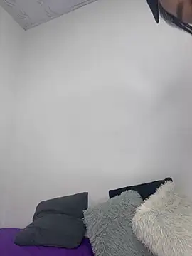 crystal_555 - Crystal_555's free webcam