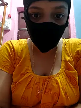 Webcam Model (roshniparveen5655)  is live.Free join now!