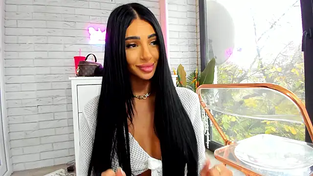 Preview of britney_charm_