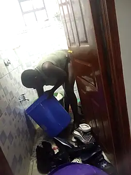 Webcam Model (MINNYIRI)  is live.Free join now!