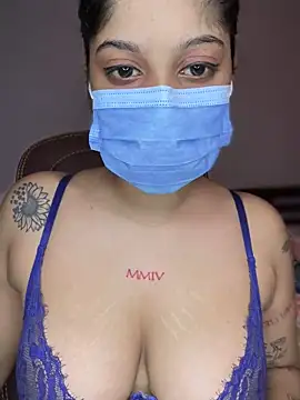 Webcam Model (Hidden__________soul)  is live.Free join now!