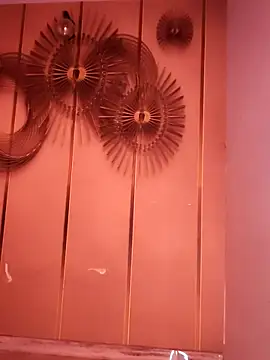 Webcam Model (Sara_1618)  is live.Free join now!