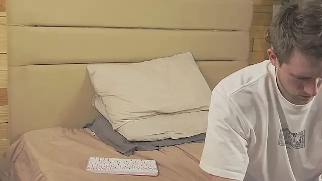 ethanpinkman (M young) - #best #big-cocks #bisexuals #blondes #cam2cam #doggy-style #ejaculation #facesitting #flashing #flexing #foot-fetish #handjob #hd #masturbation #middle-priced-privates #muscular #recordable-privates #recordable-publics #rimming #shaven #small-audience #spanking #striptease #white #young