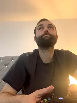 Preview of hornymale247