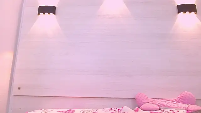 Live trans cam of AndreaGil_ from  | Join my show!