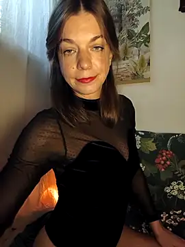 Webcam Model (Vanillezucker)  is live.Free join now!