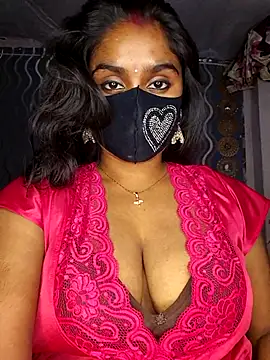 Webcam Model (Sweet-Maddlina)  is live.Free join now!