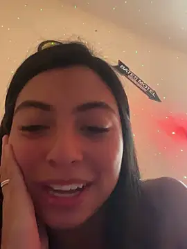 novinhabonequinha - NovinhaBonequinha's free webcam - UK Sex Cams