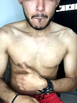 rodneycolt live cam screenshot male from Colombia on Home.Pink — Cozy Live Cams & Chat