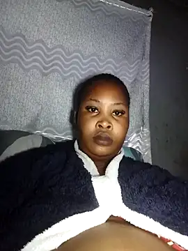 Webcam Model (OCEANSQUITERXXX)  is live.Free join now!