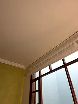 aurora_divine webcam stripchat model stream image