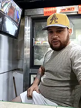 catire10_ (M young) - I CUM AT MY JOB🍆💦