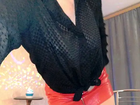 elenaza live cam screenshot female from Ukraine on Home.Pink — Cozy Live Cams & Chat