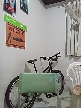 dinho_carioca (Ask my age) - Cumshot 1