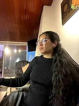 Webcam Model (Rosita_forever_)  is live.Free join now!