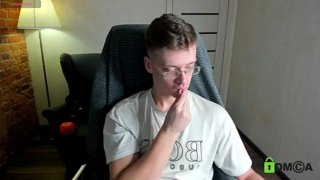 harm_dick (M twink) - jerk off 15 min hard dick