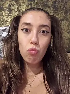  Virgin_Pussy_Horny chat room