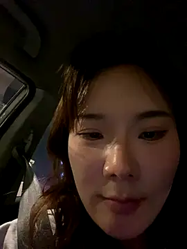 chuchu1991 (F young) - 在私人影院叫上门男技師调情