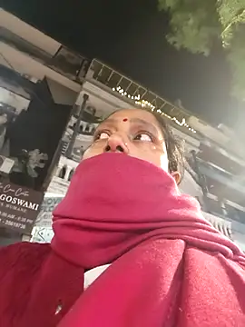 Webcam Model (Hot-Sana2)  is live.Free join now!