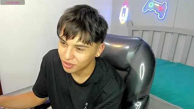 stiwentwink (M twink) - finger in Ass