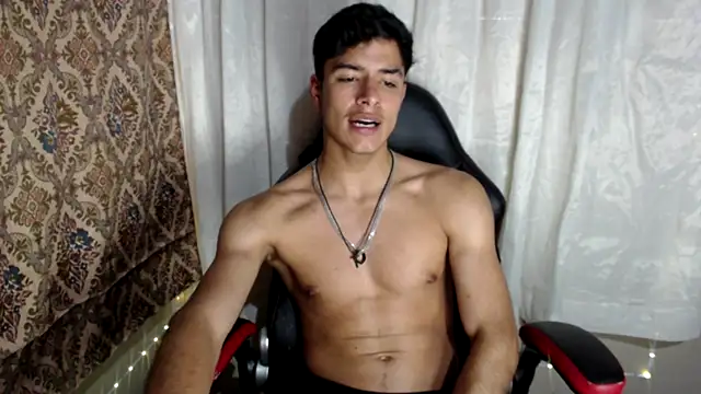 jacobbiker live cam screenshot male on PornAJ – Adult Videos, Live Cams & Chat