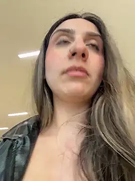 Webcam Model (sarah_honey__)  is live.Free join now!