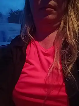 saysomething3 (G milf) - Fingering my pussy hard and  suck him co