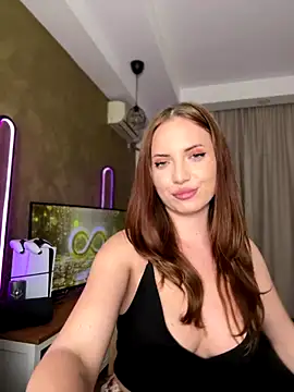 avagianna - AvaGianna's free webcam - UK Sex Cams