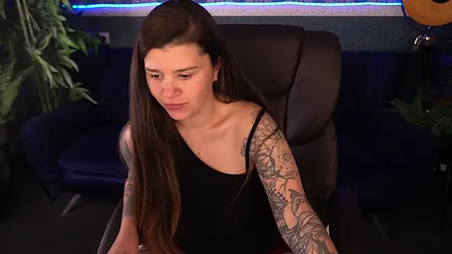 amellymilly - AmellyMilly's free webcam - UK Sex Cams