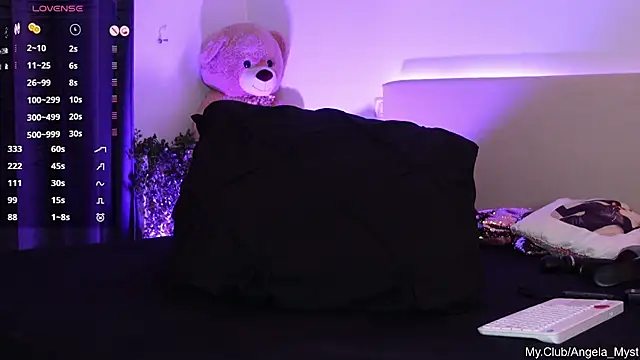 angela_myst - Angela_Myst's free webcam - UK Sex Cams