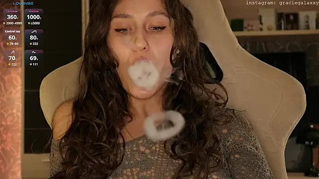 graciegalaxy - GracieGalaxy's free webcam - UK Sex Cams