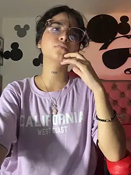  _vaiolet_owo chat room