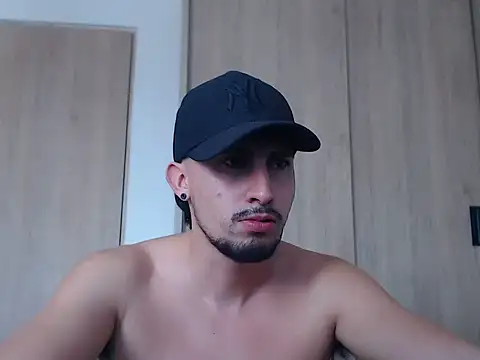 ChrisDamon live cam screenshot males on Home.Pink — Cozy Live Cams & Chat