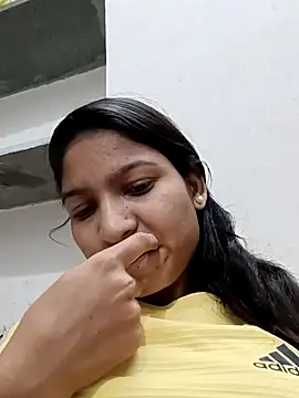 Webcam Model (Hotty-sofiya)  is live.Free join now!