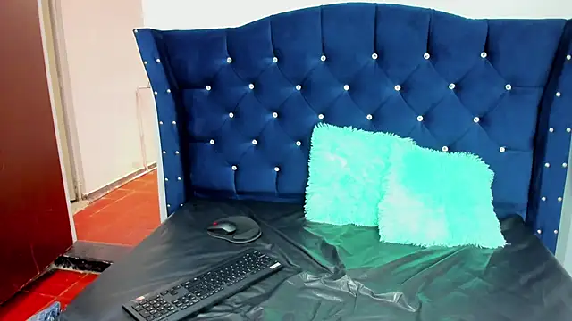 cami_venus_hh - Cami_venus_hh's free webcam - UK Sex Cams