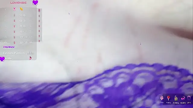 lingzi9333 webcam stripchat model stream image