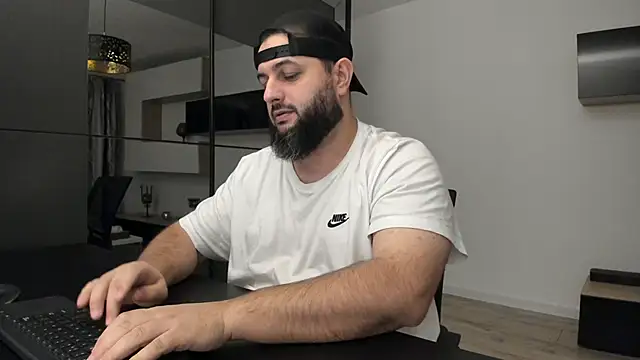 DravenPeak live cam screenshot male on Pornmatic – Free Porn Videos & Live Cams