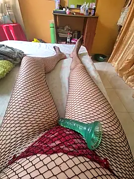 Webcam Model (Linda_Hot13)  is live.Free join now!