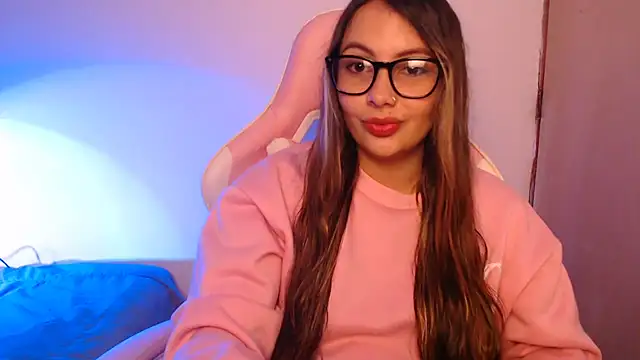 lalawhitte - Lalawhitte's free webcam - UK Sex Cams