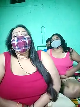 LoveOnStream from StripChat